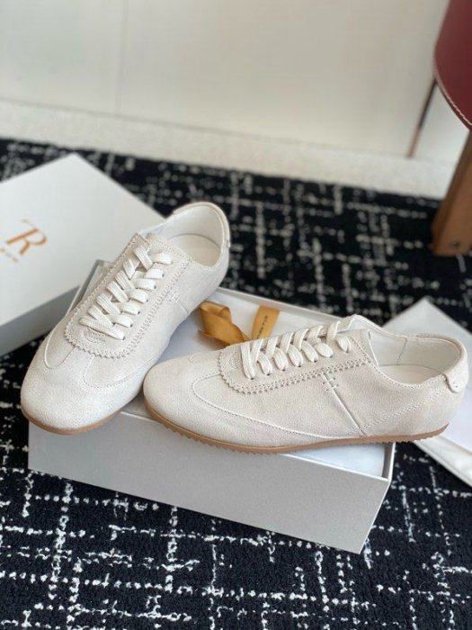 Кросівки фото 6