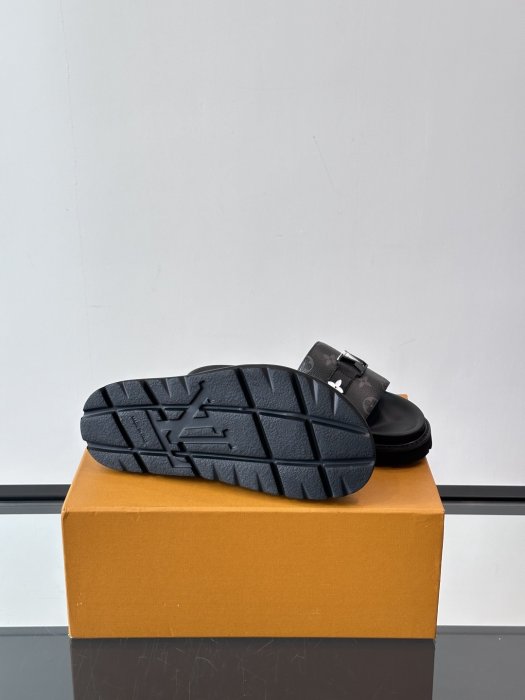 Шлепанцы мужские фото 9