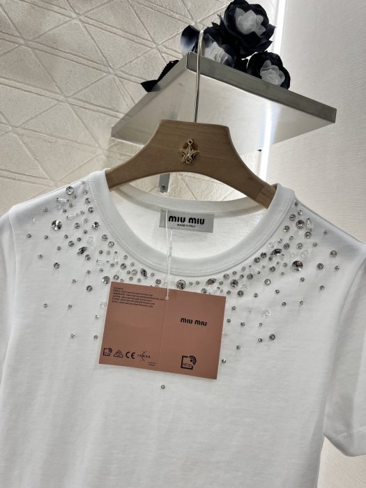 Футболка женская фото 3