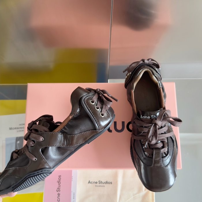 Кросівки фото 3