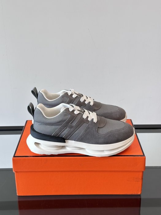 Кроссовки мужские