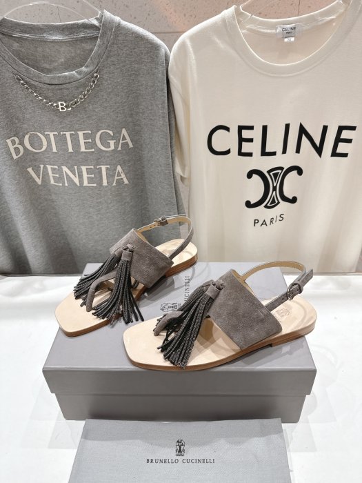 Сандалии женские фото 3