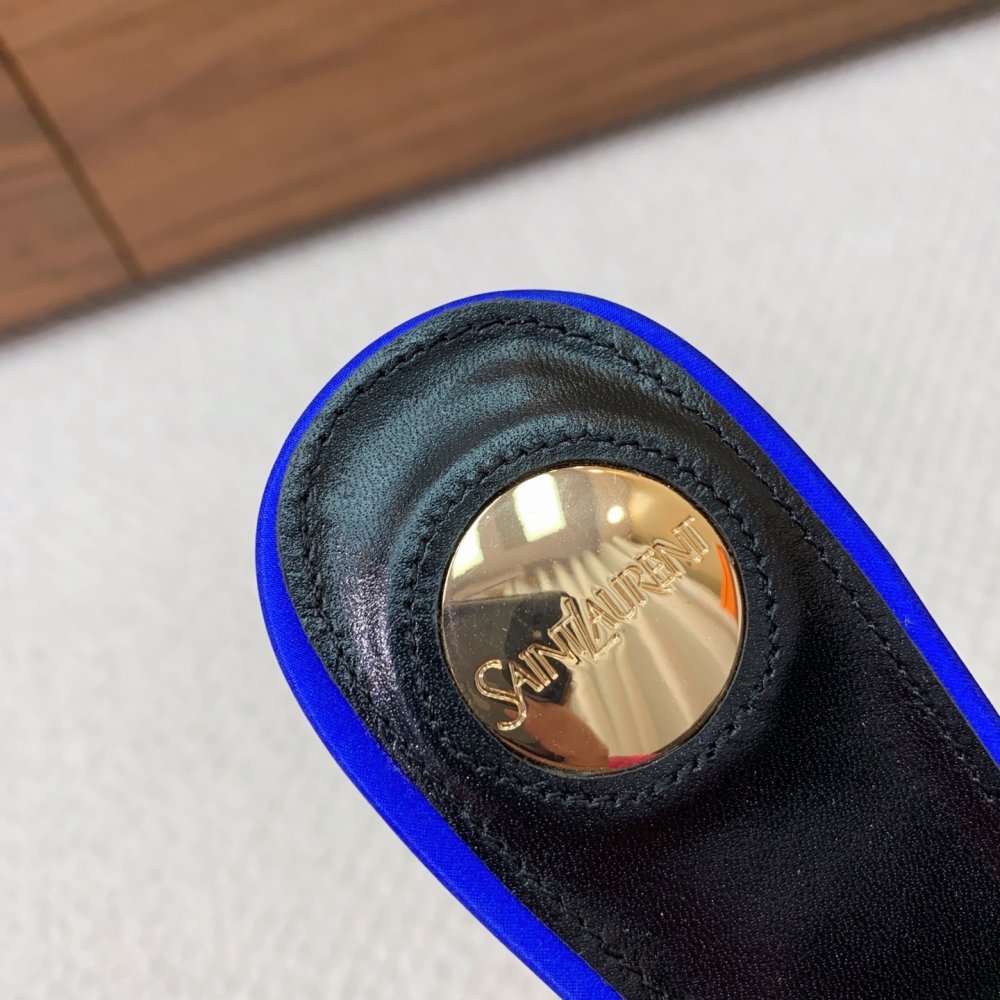 Босоножки фото 8