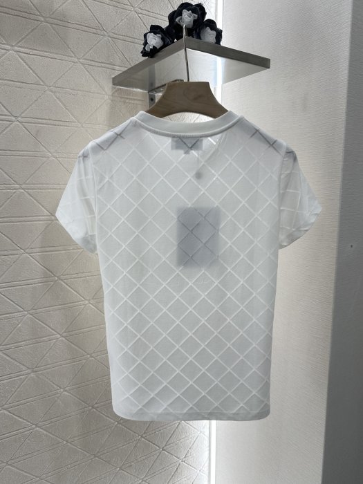 Футболка женская фото 2