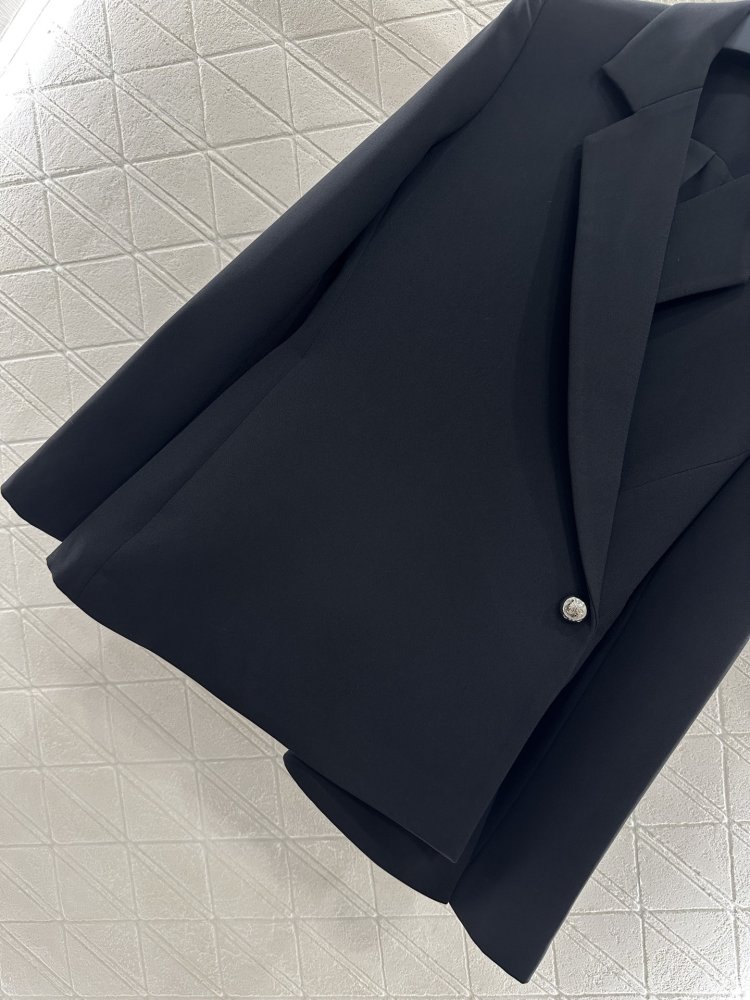 A jacket women's фото 5