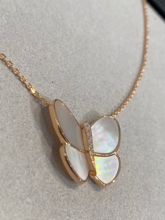 Necklace фото 4