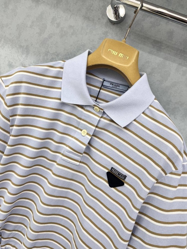 T-shirt women's фото 2