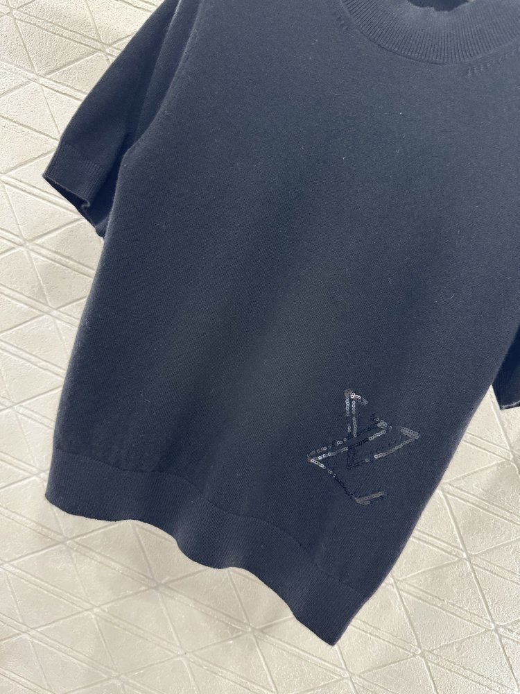 Футболка жіноча фото 5