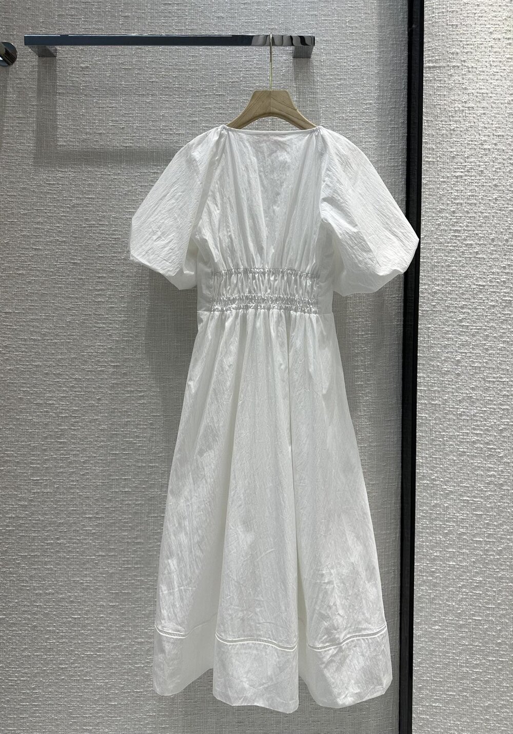 Платье с пышными рукавами, белое фото 9
