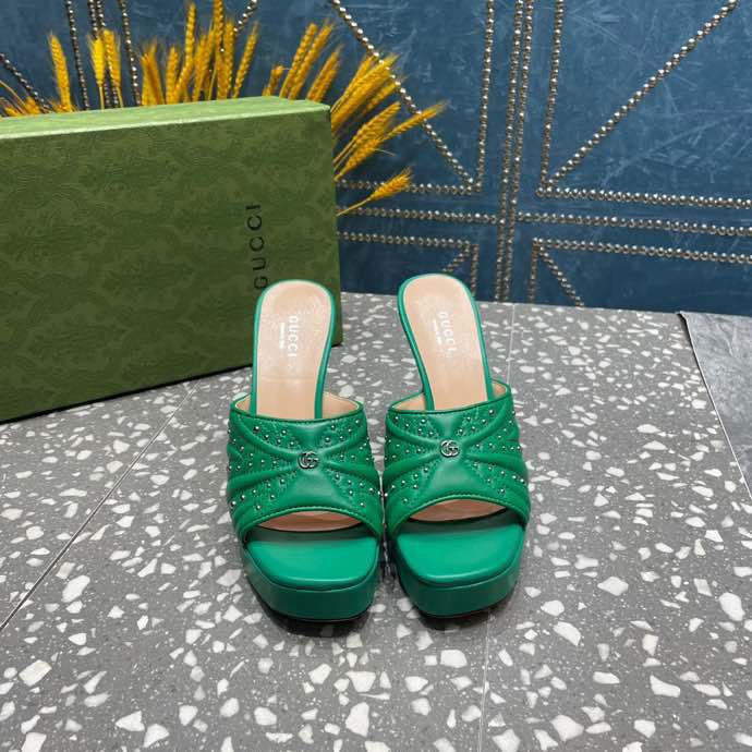 Sandals green