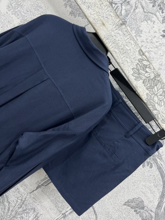 Костюм женский фото 8