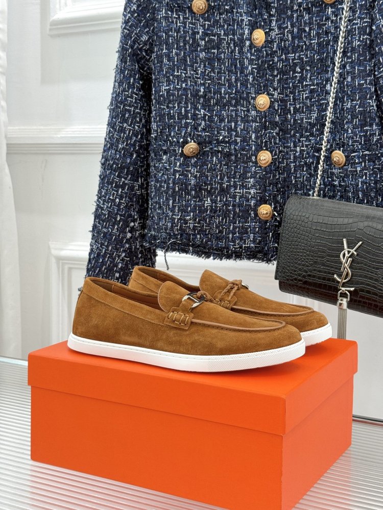 Лоферы женские