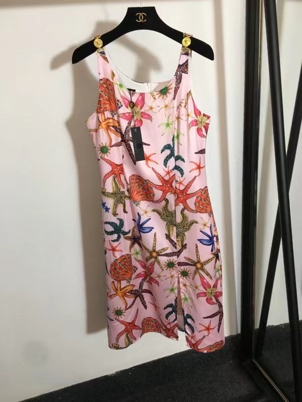 Платье с морским принтом розовое