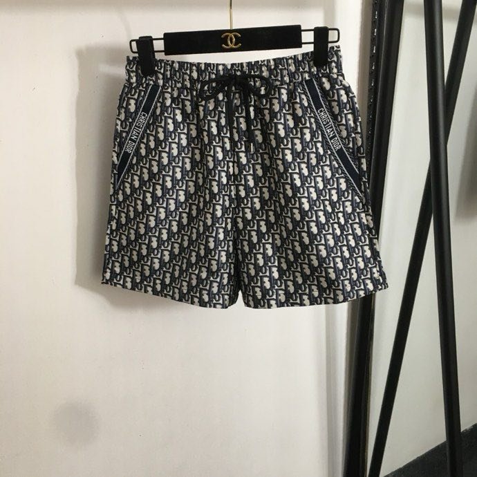 Костюм женский фото 3