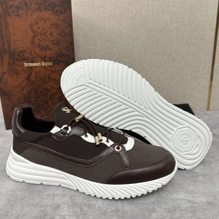 Кросівки фото 8