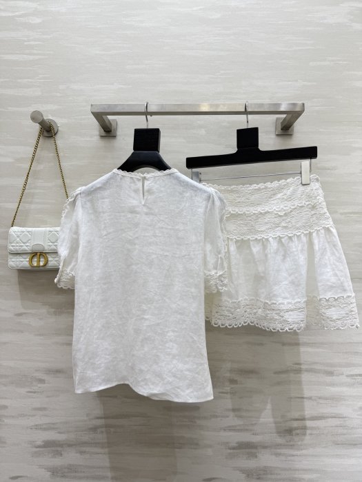 Костюм женский фото 9