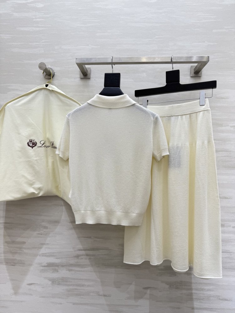 Costume female фото 8