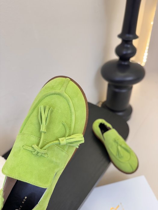 Лоферы женские фото 6