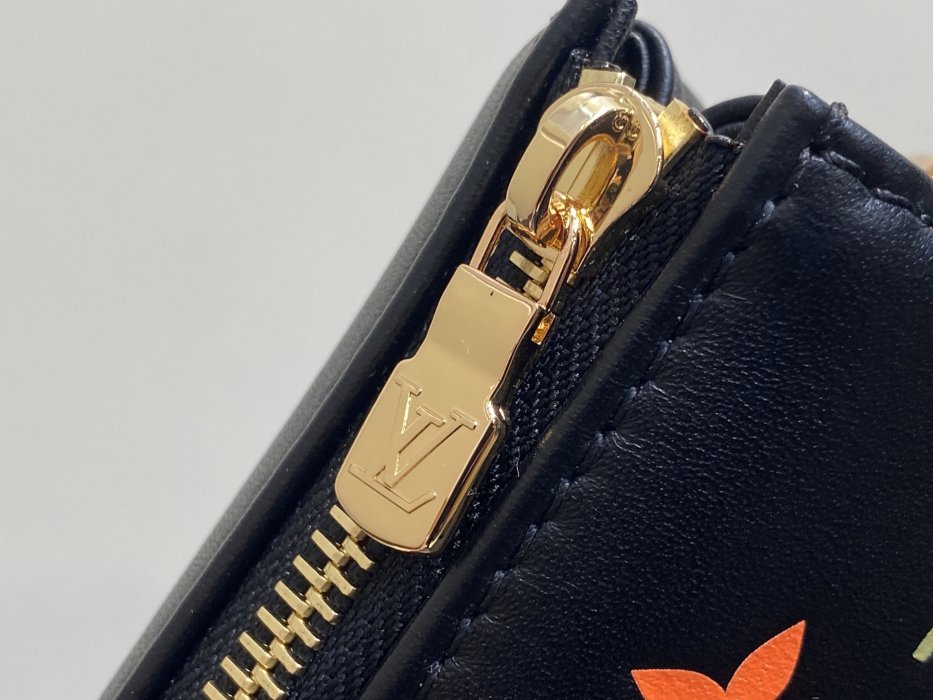 Сумка женская COUSSIN BB 21 см фото 7