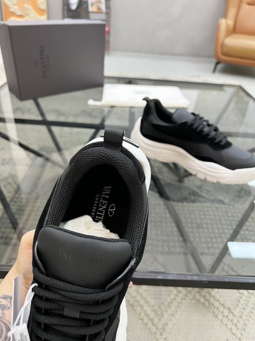 Кросівки чоловічі фото 7