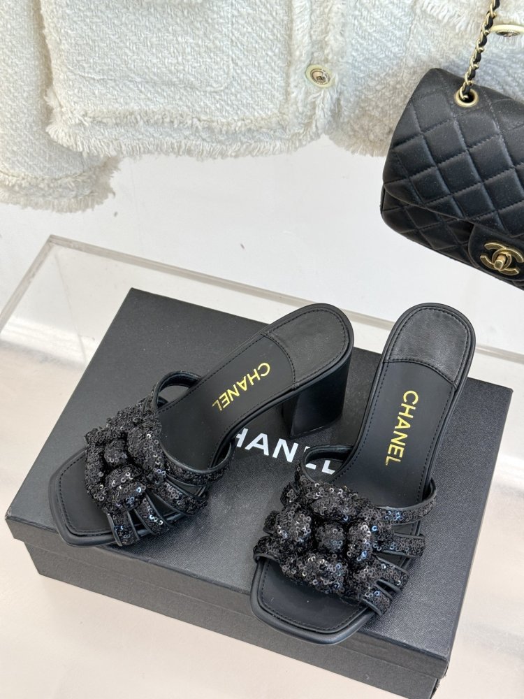 Босоножки фото 2