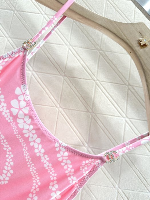 Swimsuit фото 7