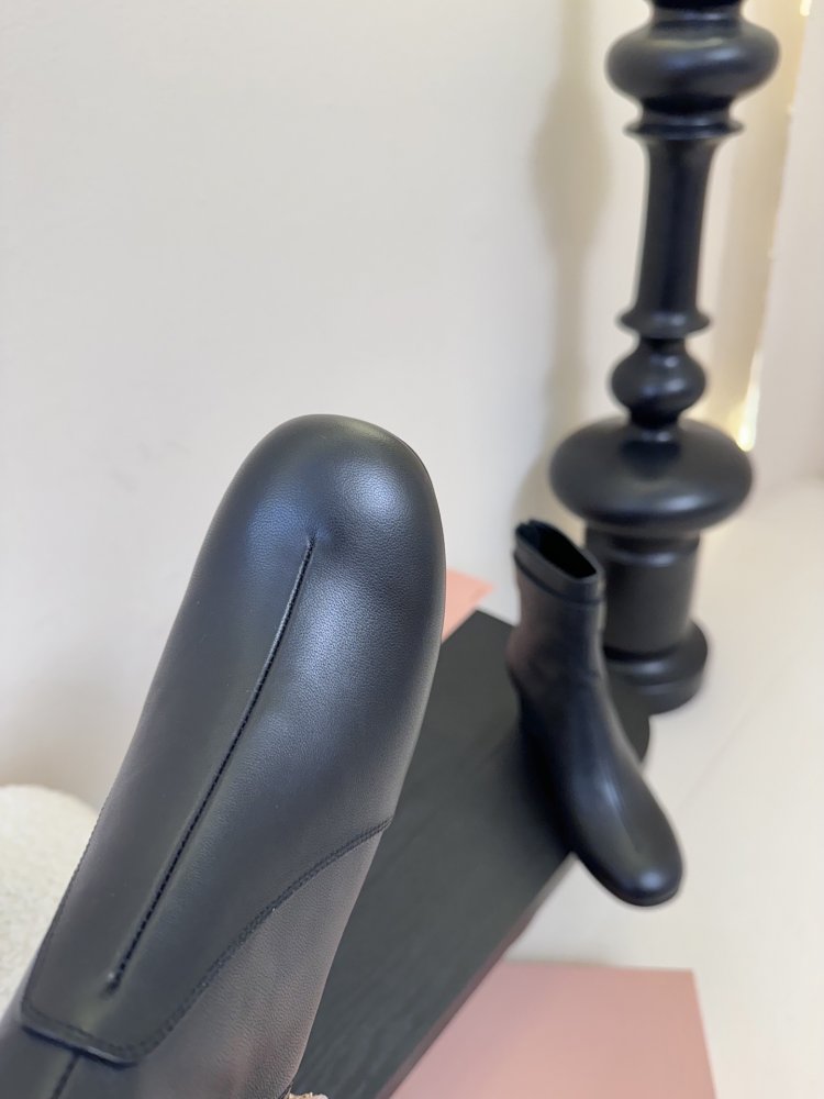 Ботинки женские фото 6