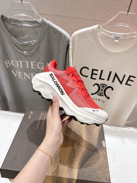 Кросівки фото 5