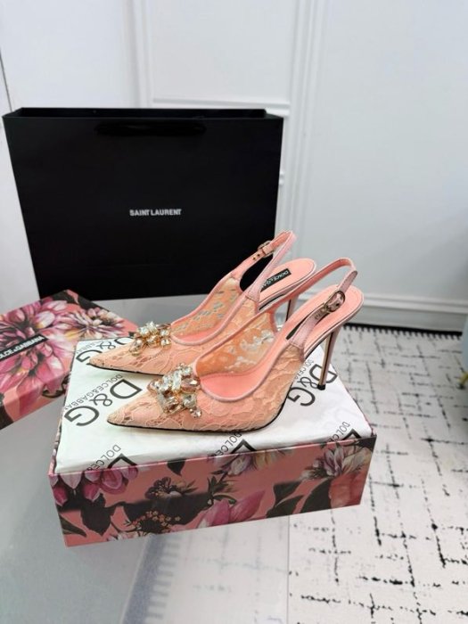 Sandals on high heel фото 3