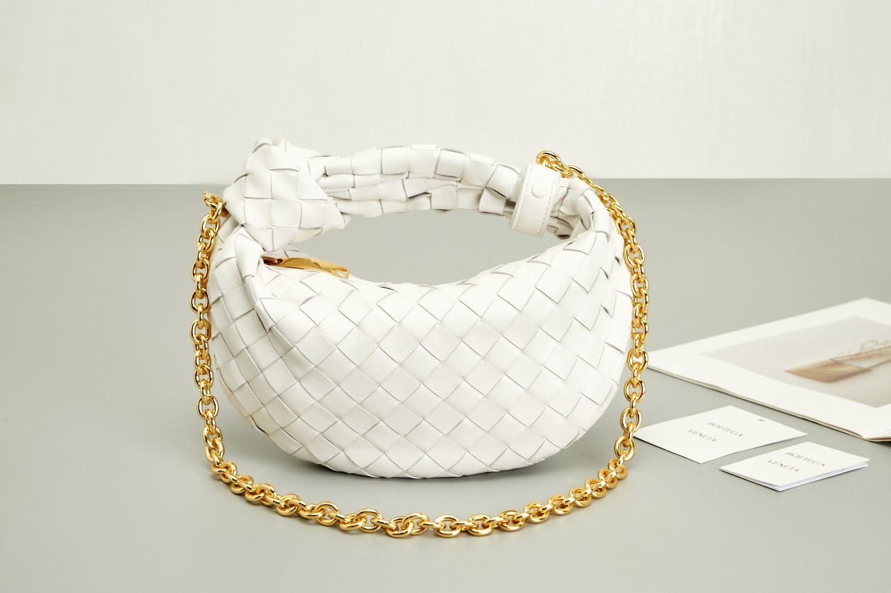 A bag Chain Jodie 23 cm