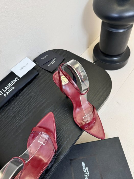 Босоножки фото 4