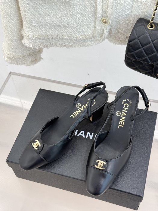 Босоножки фото 2