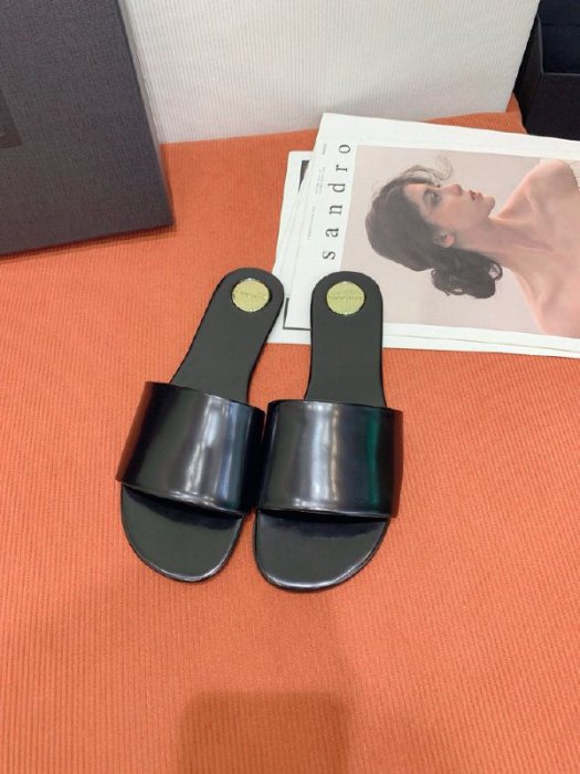 Босоніжки фото 5