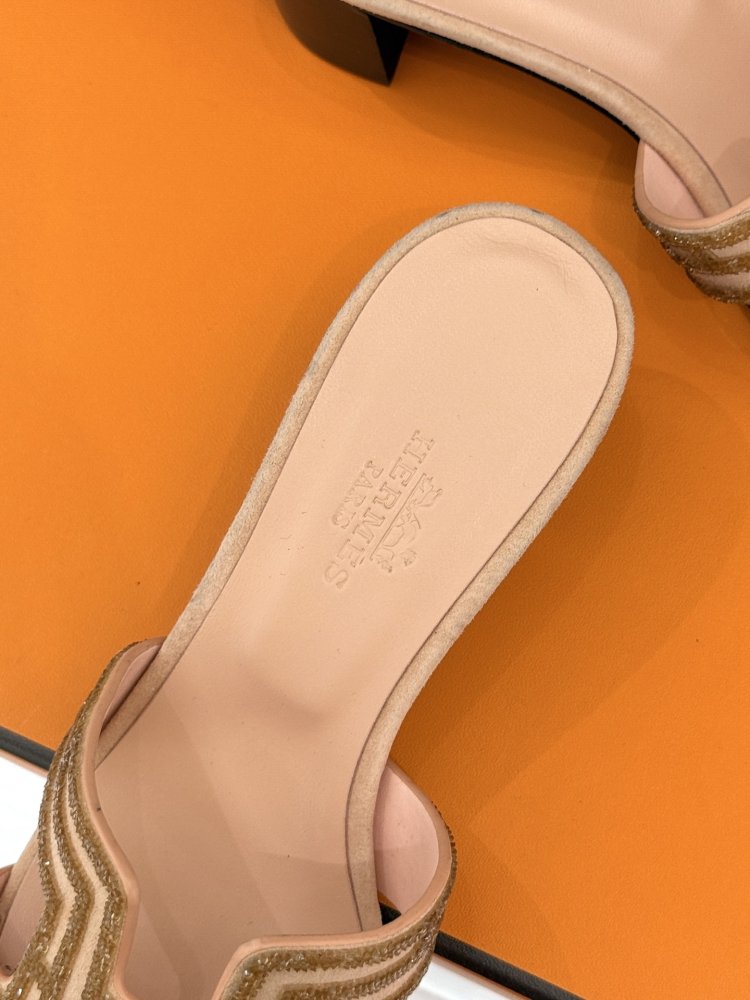 Босоножки фото 8