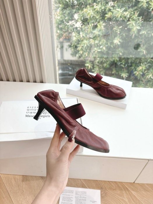 Туфли кожаные с раздвоенным носком фото 7