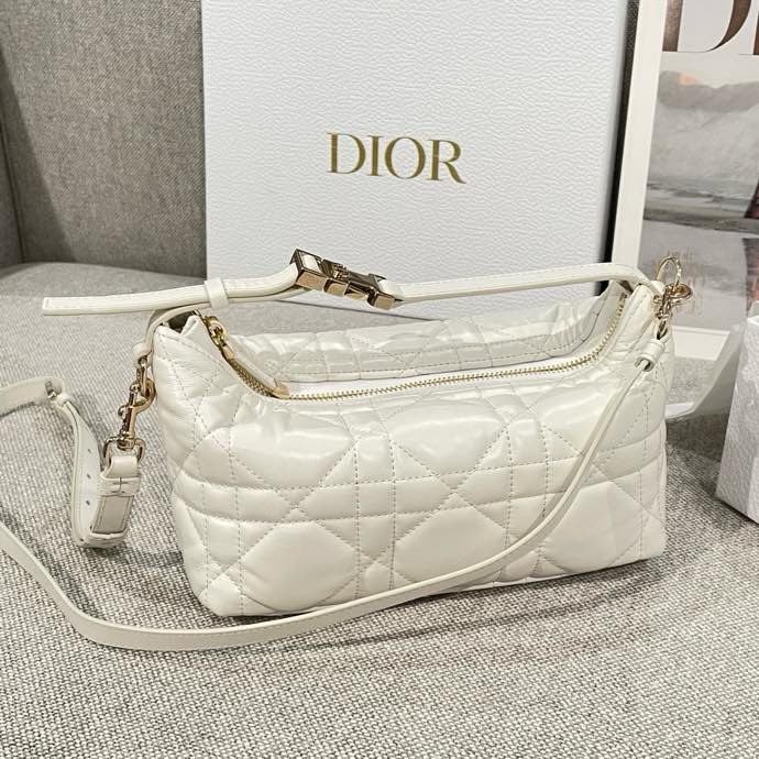 Сумка Nomad женская кожаная 22 см