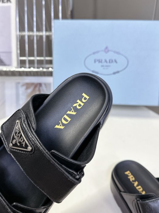 Шлепанцы фото 7