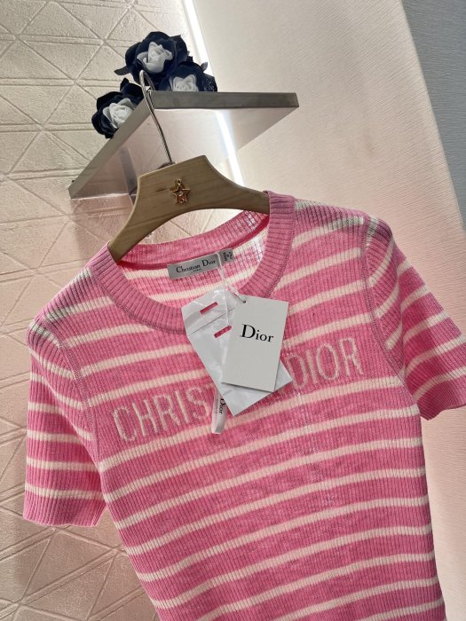 Футболка женская фото 3