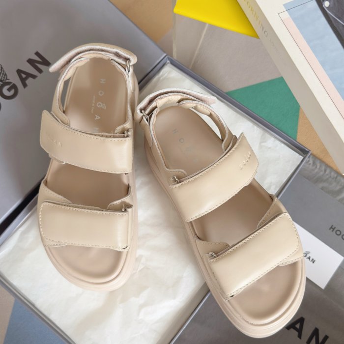 Сандалии женские