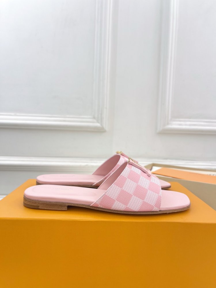 Шлепанцы женские фото 4