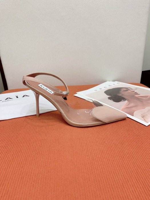 Босоножки фото 3