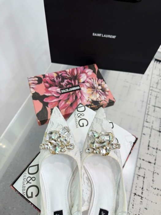 Sandals on high heel фото 4