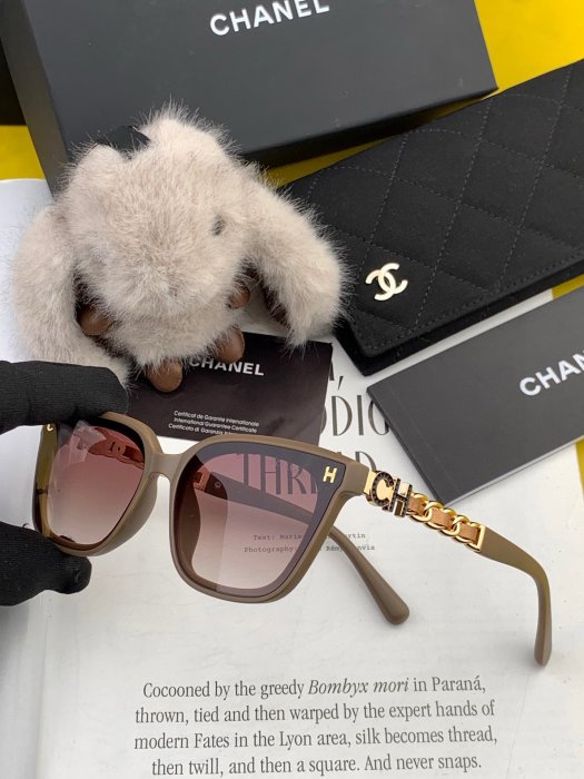 Очки солнцезащитные CD8880 фото 3