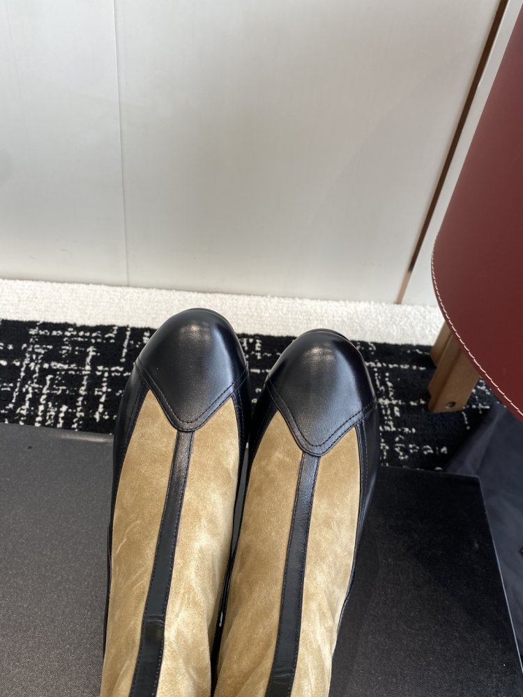 Сапоги женские фото 7