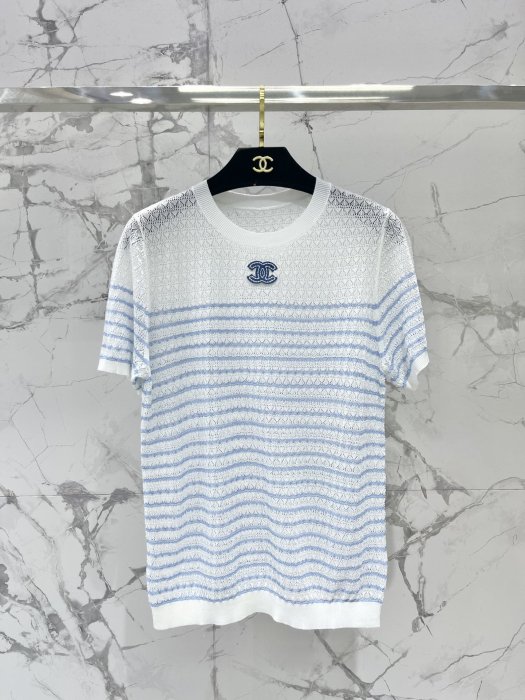 Футболка женская