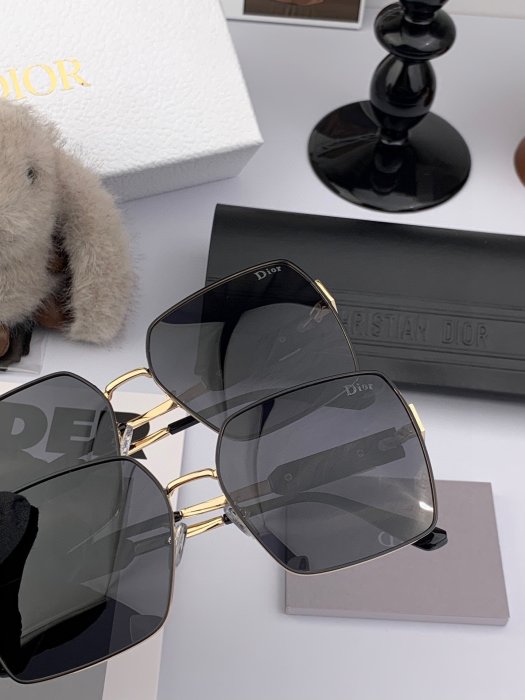 Очки солнцезащитные D1825 фото 4