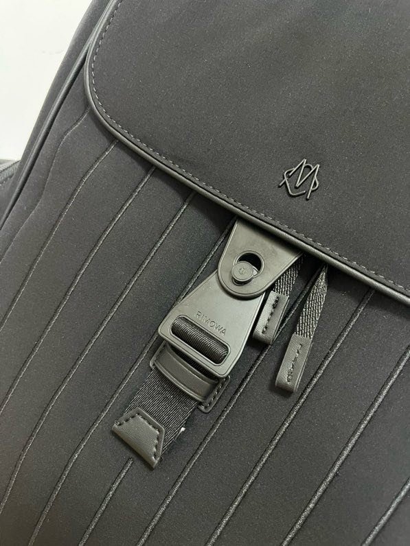 Рюкзак мужской из серии RIMOWA Never Still фото 2