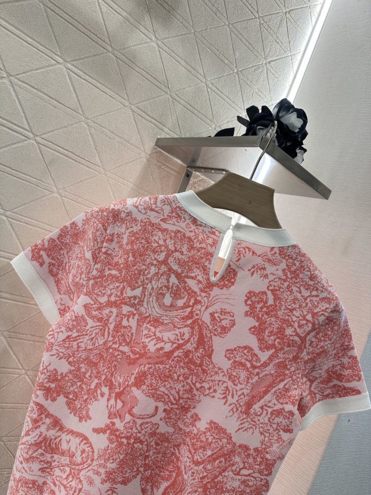 Футболка женская фото 4