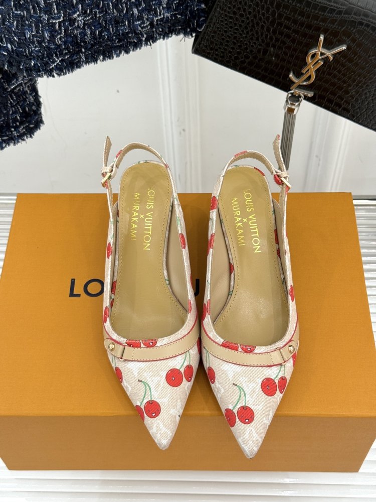 Босоножки фото 4