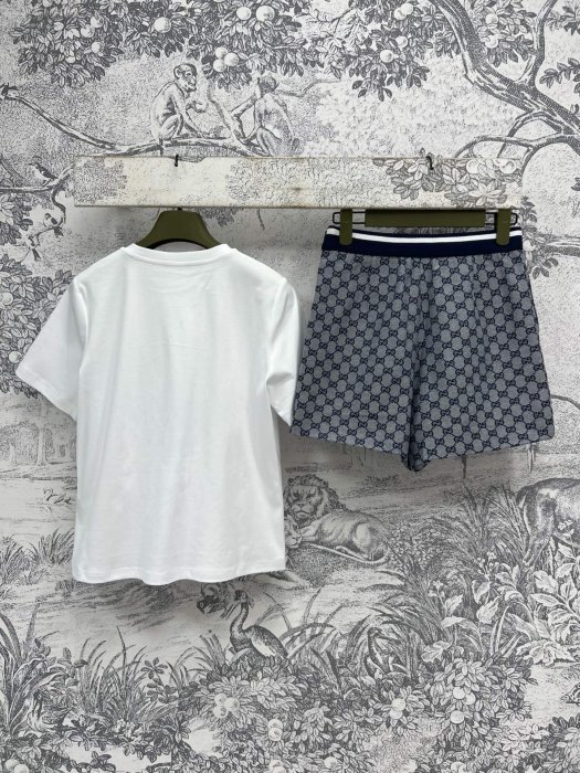 Costume female фото 7